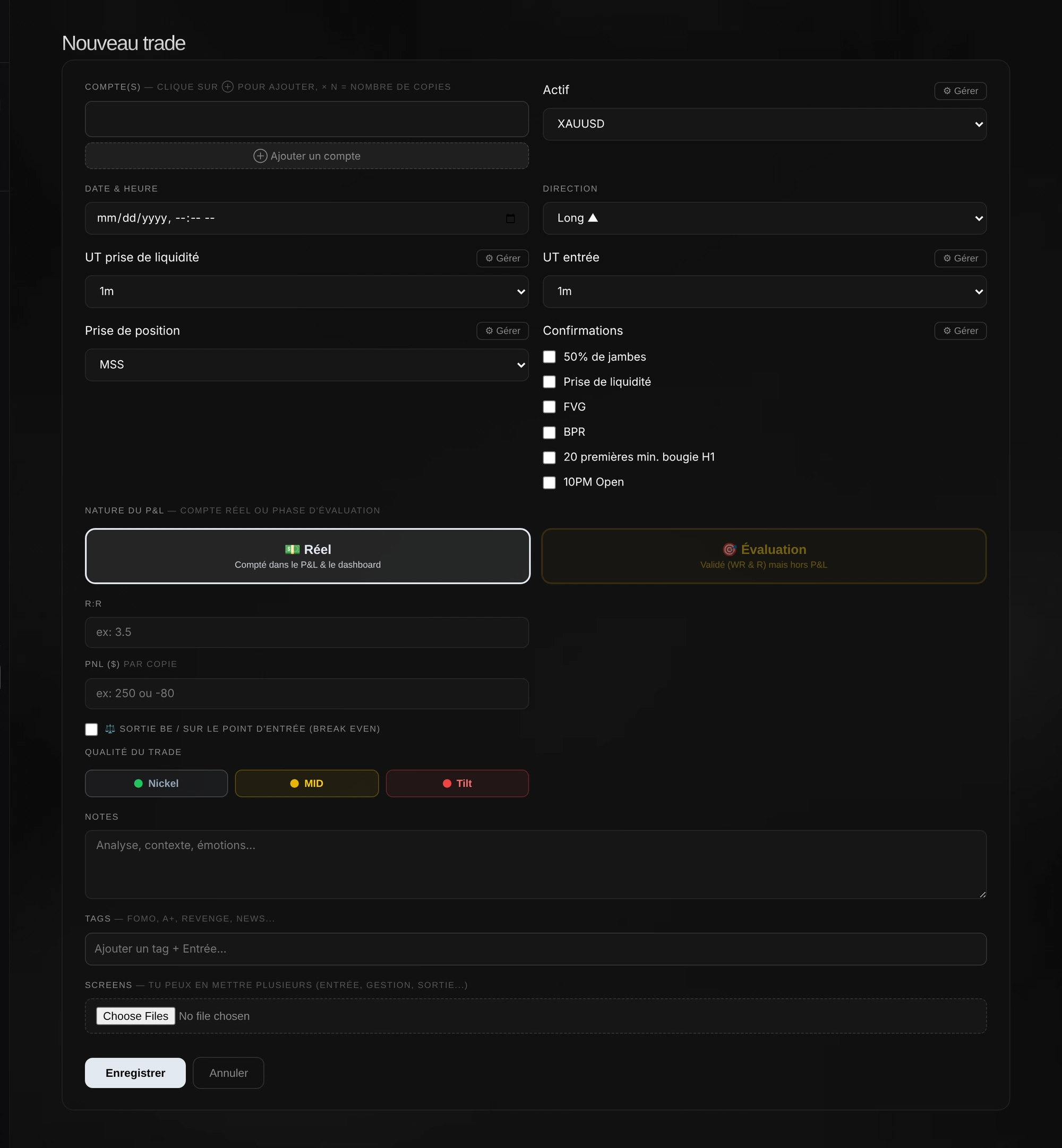 Formulaire d'ajout d'un trade avec comptes, actif, setup, confirmations, qualité et captures.